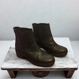 Carmela Black Leather Ankle Boots Sz 40